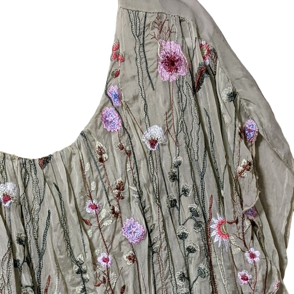 Unbranded heavily embroidered floral sheer overlay blouse top Italy M/L - Picture 4 of 8